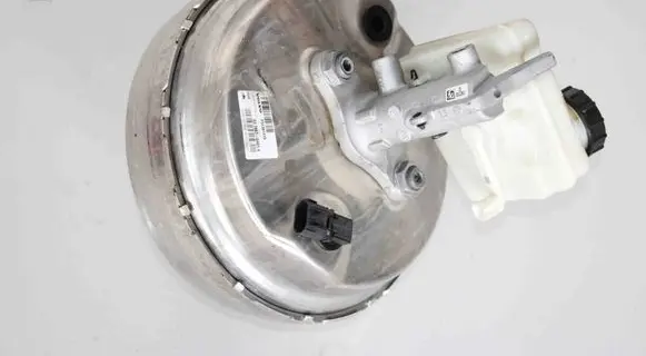 Volvo XC90 Brake booster 31381415