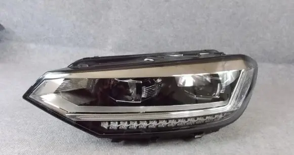 Volkswagen Touran III Headlight/headlamp 5H19410035