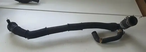Toyota Verso Engine coolant pipe/hose