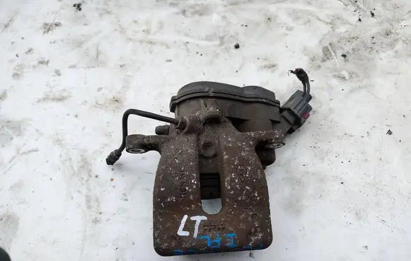 Renault Fluence Rear brake caliper 