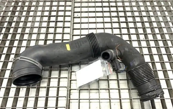 Audi Q7 4L Intercooler hose/pipe 7L8129571A
