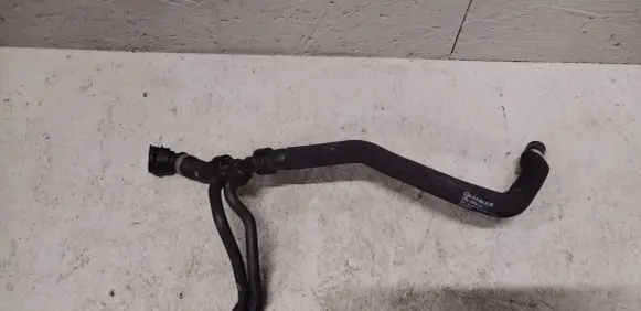 Mercedes-Benz E W213 Engine coolant pipe/hose A2135065100