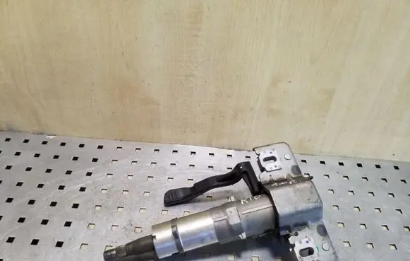 KIA Rio Steering wheel axle
