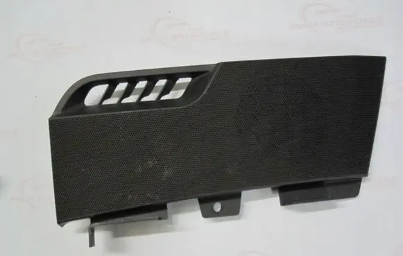 Dodge RAM Dash center speaker trim cover 18C862