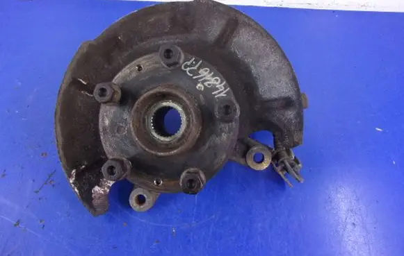 Suzuki SX4 Front wheel hub spindle knuckle