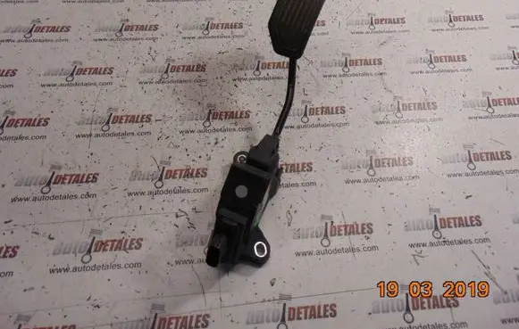 Toyota Verso Accelerator throttle pedal 7811002070