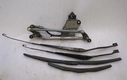 Ferrari California F149 Front wiper linkage 69770800