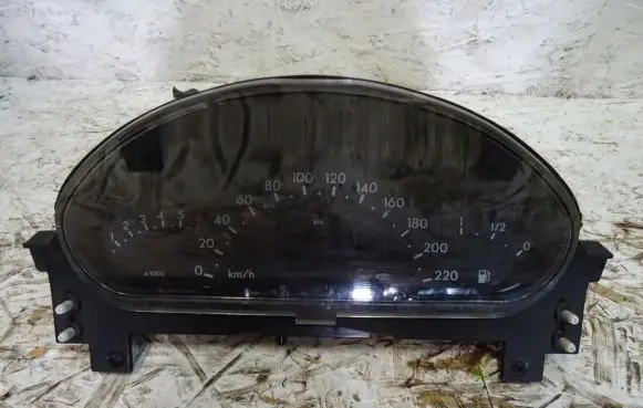 Mercedes-Benz A W168 Speedometer (instrument cluster)