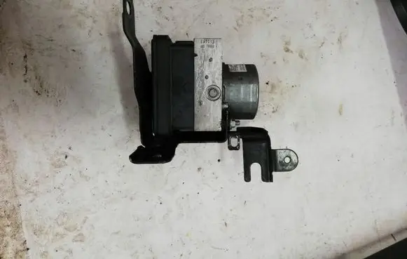 Peugeot 308 ABS Pump 9810286680