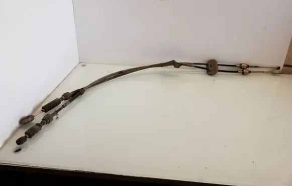 Honda CR-V Gear shift cable linkage