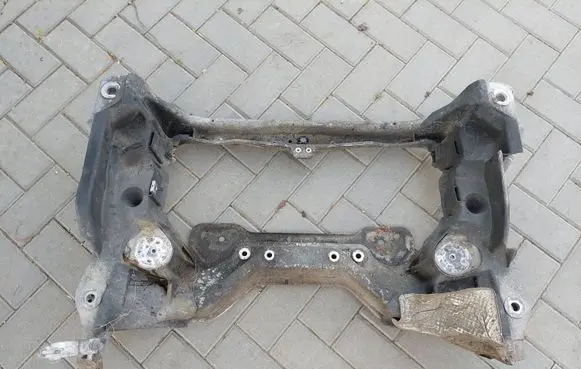 Mercedes-Benz C W203 Front subframe 2036280657