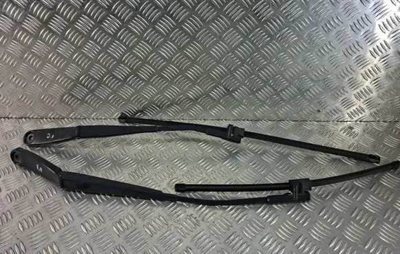 BMW X3 F25 Windshield/front glass wiper blade 7213286
