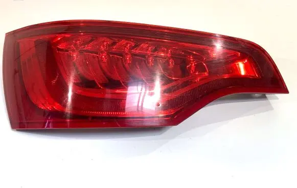 Audi Q7 4L Rear/tail lights