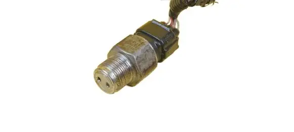 Toyota Avensis T270 Fuel pressure sensor 8945820050 1ADFTV