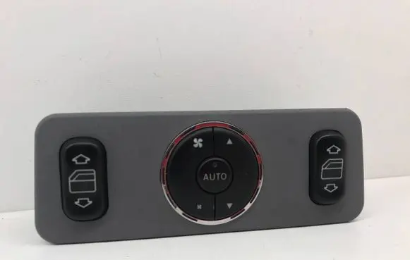 Mercedes-Benz ML W163 Electric window control switch A1638200326 03420660