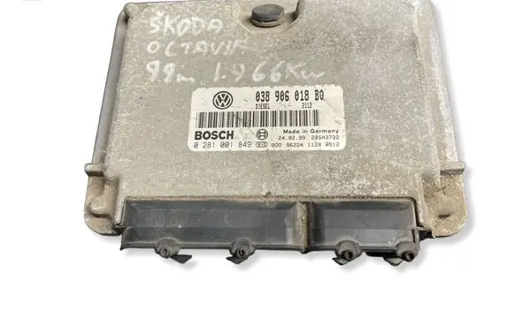Volkswagen PASSAT B5 Engine control unit/module 0281001849