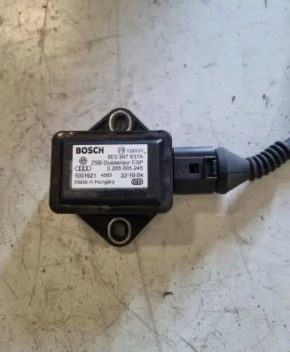 Audi A4 S4 B6 8E 8H ESP acceleration yaw rate sensor 8E0907637A 0265005245 5001621