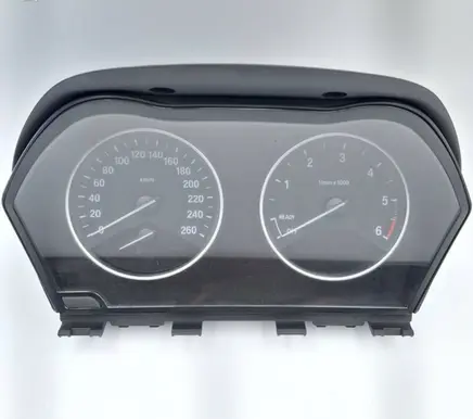 Speedometer (instrument cluster)