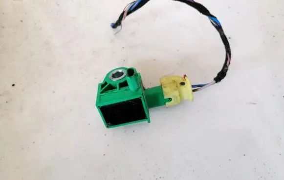 Volkswagen Golf VI Airbag deployment crash/impact sensor 5k0959351