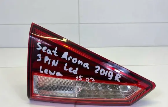 Seat Arona Tailgate rear/tail lights 6F9945703D