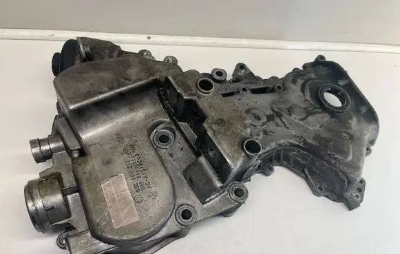 Volkswagen Touran I Timing belt guard (cover) 03C109211