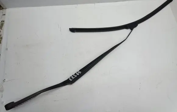 Nissan Murano Z50 Front wiper blade arm