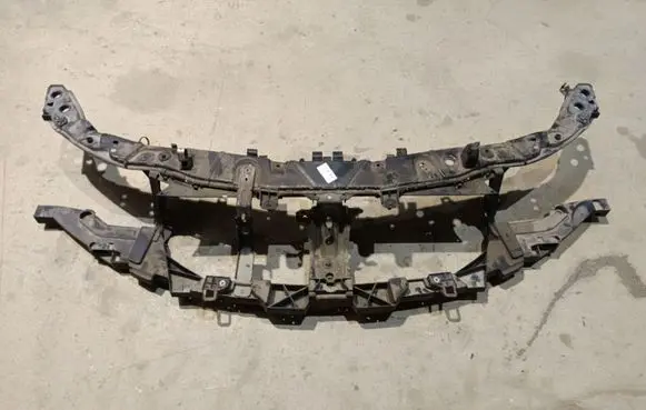Renault Laguna III Radiator support slam panel 625100001R