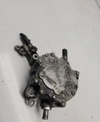 Volkswagen PASSAT B5.5 Vacuum pump 038145209C 030903B