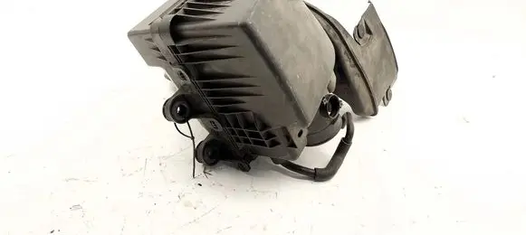 Mazda 6 Air filter box SH01133AX