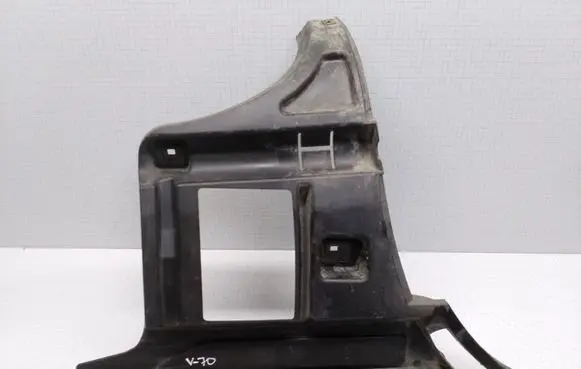 Volvo V70 Bumper support mounting bracket corner 08693382LH BP3EA