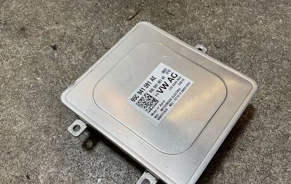 Audi Q6 e-tron LED ballast control module 95C941591AE W003T37676