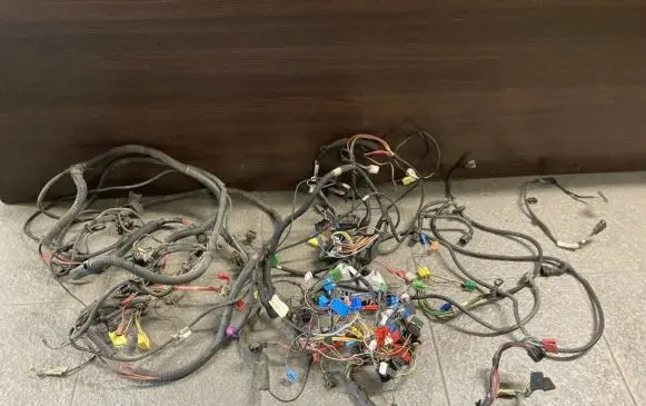 Engine installation wiring loom