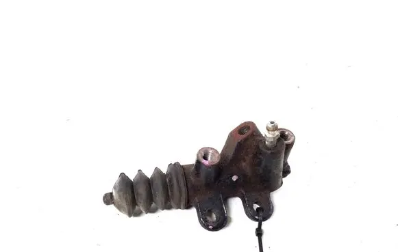 Clutch slave cylinder