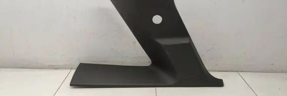 Peugeot 5008 II (D)pillar trim (top) 9811349077
