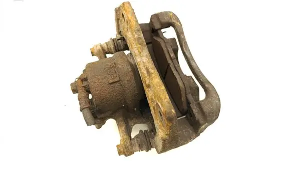 Toyota RAV 4 (XA30) Front brake caliper