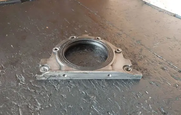 BMW 5 E39 other engine part 2245265 11142245265
