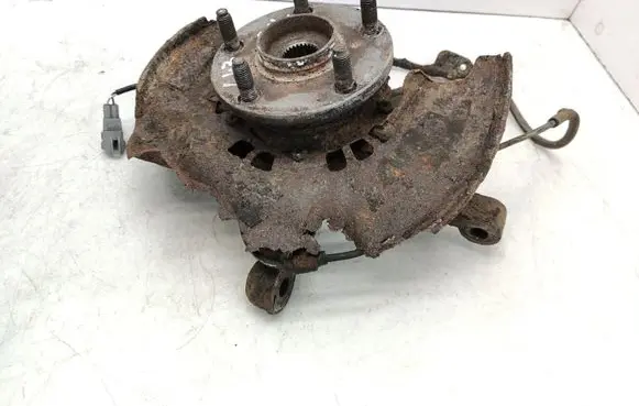 Toyota RAV 4 (XA20) Front wheel hub spindle knuckle