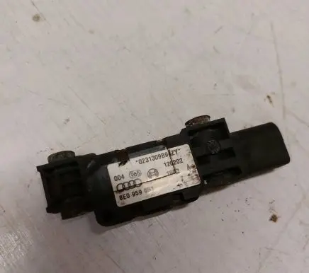 Audi A4 S4 B6 8E 8H Airbag deployment crash/impact sensor 8E0959651 120202 0231309B94ZY