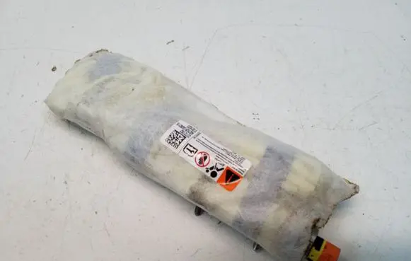 Chevrolet Volt I Seat airbag 22772762