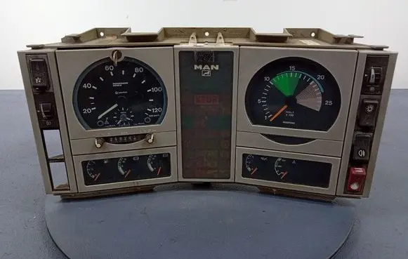 AC 428 Speedometer (instrument cluster) 81272026080