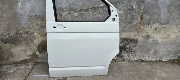 Volkswagen Transporter - Caravelle T5 Front door 
