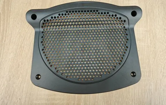 BMW 5 G30 G31 G38 Subwoofer grill/trim 9355524