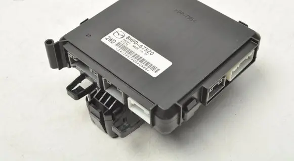 Mazda 3 Other control units/modules BHPD675Z0