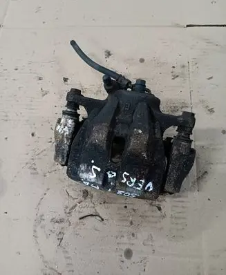 Toyota Verso-S Front brake caliper NOCODE