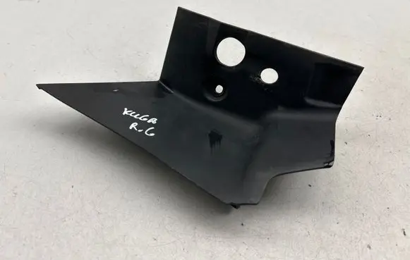 Ford Kuga I Rear/tail light trim molding 8V4113N552A D2L4A