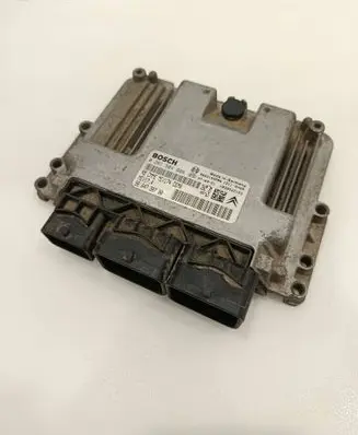 Peugeot 207 Engine control unit/module 9664738780 9663193580 0261S04008