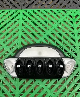 Mini One - Cooper R56 Front seat light 9230001 SN80502223260020 30S10106481