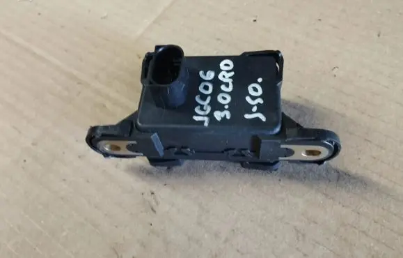 Jeep Grand Cherokee (WK) ESP acceleration yaw rate sensor P56029327AB