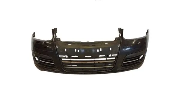 Volkswagen Golf V Front bumper