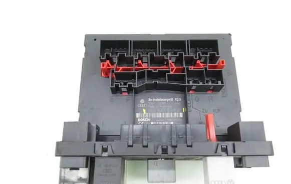 Volkswagen Golf V Central body control module 1K0937049K